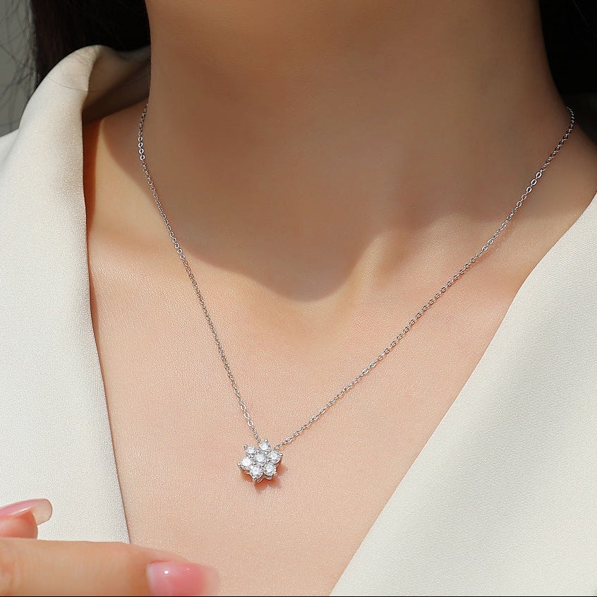 Fleur de Clarté, 18K White Gold-Plated S925 Sterling Silver Moissanite Pendant Necklace
