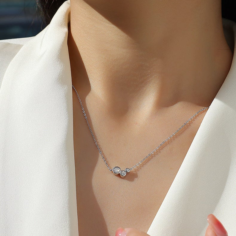 Point d’Équilibre, 18k White Gold-Plated S925 Sterling Silver Moissanite Pendant Necklace