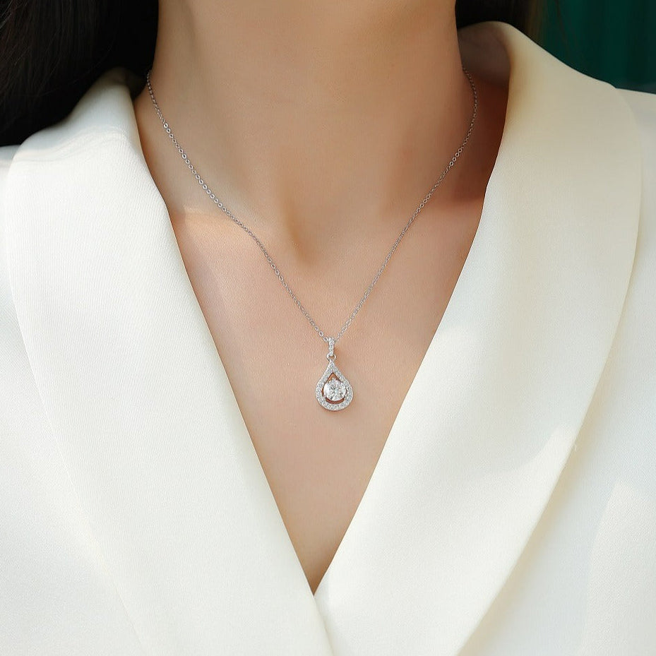 Larme de Clarté, 18K White Gold-Plated S925 Sterling Silver 1.0ct Moissanite Pendant Necklace