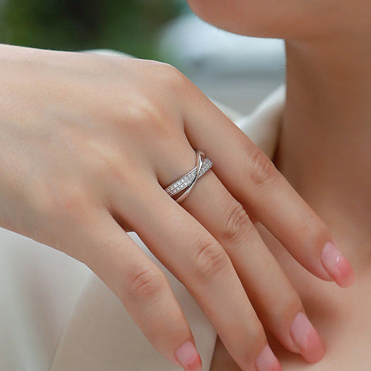 Croisée Élégance, 18k White Gold-Plated S925 Sterling Silver Moissanite Wedding Ring