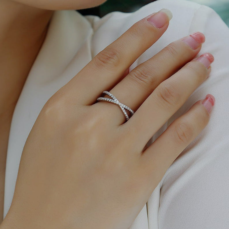 Infini Croisé, 18k White Gold-Plated S925 Sterling Silver Moissanite Wedding Ring
