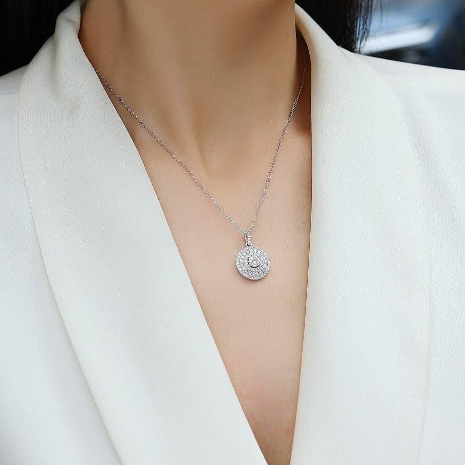Éclat Souverain, 18k White Gold-Plated S925 Sterling Silver 0.5ct Moissanite Pendant Necklace