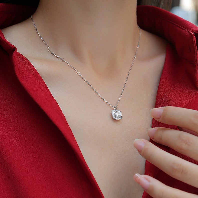 Éclat Encadré, 18k White Gold-Plated S925 Sterling Silver 1ct Moissanite Pendant Necklace