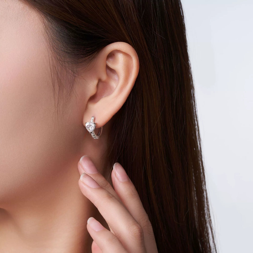 Cœur Suspendu, 18k White Gold-Plated S925 Sterling Silver Moissanite Heart Hoop Earrings