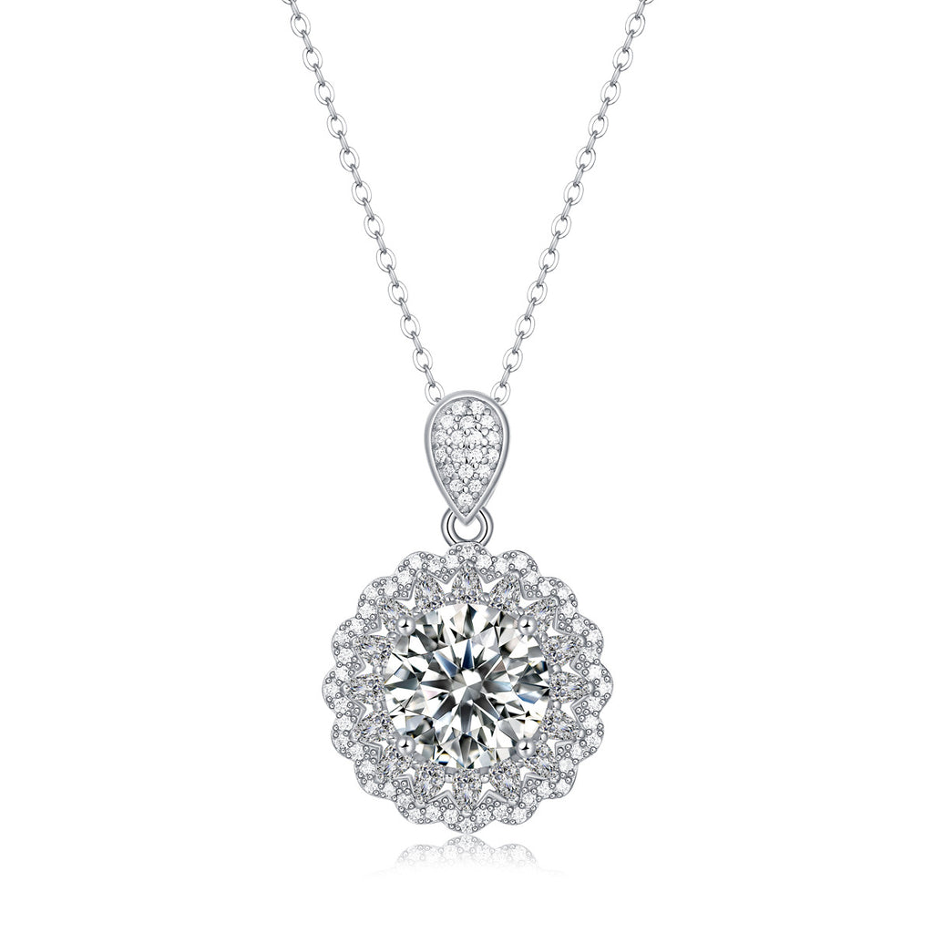 Rosace Éternelle， 18k White Gold-Plated S925 Sterling Silver 5.0ct Moissanite Pendant Necklace