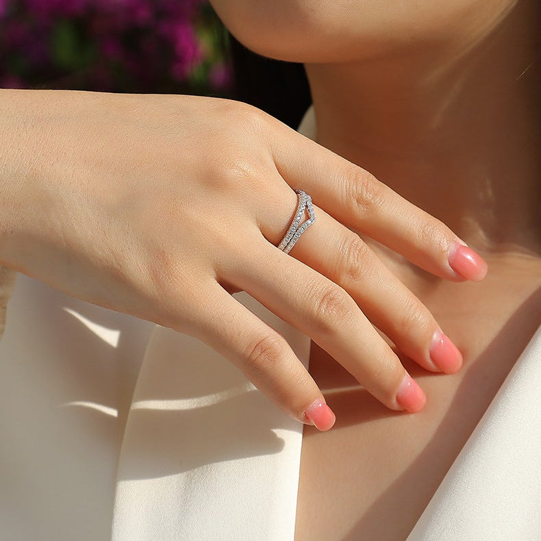 Ligne Promesse, 18k White Gold-Plated S925 Sterling Silver 33-Stone Moissanite Wedding Ring