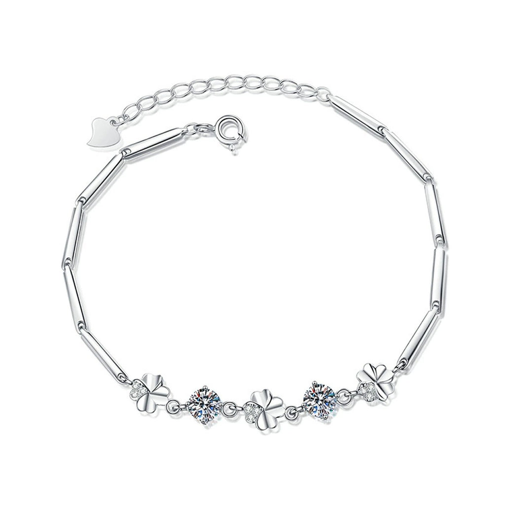 Graduated Moissanite Chain Bracelet with CZ close-up detail showing chain, clasp, and stone placement