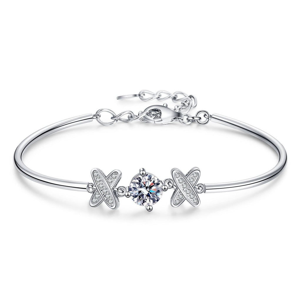 Star Moissanite Chain Bracelet with CZ close-up detail showing chain, clasp, and stone placement
